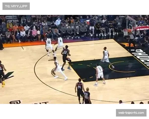 球迷文化：线上论坛兴起“最美助攻”评选，侧翼不看人传球集锦点击量暴增